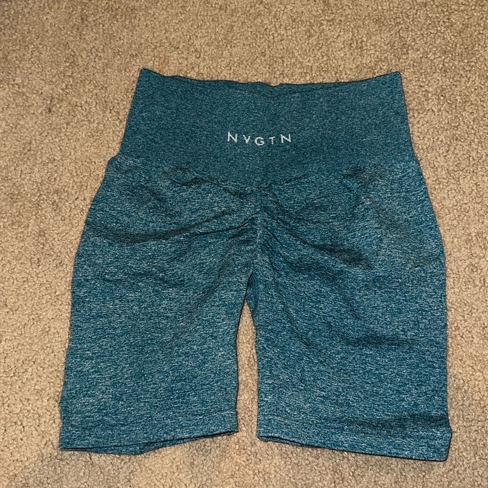 NVGTN scrunch shorts